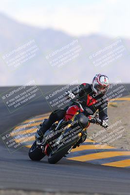 media/Oct-03-2022-Moto Forza (Mon) [[5f077a3730]]/Intermediate Group/Session 5 (Turn 12)/